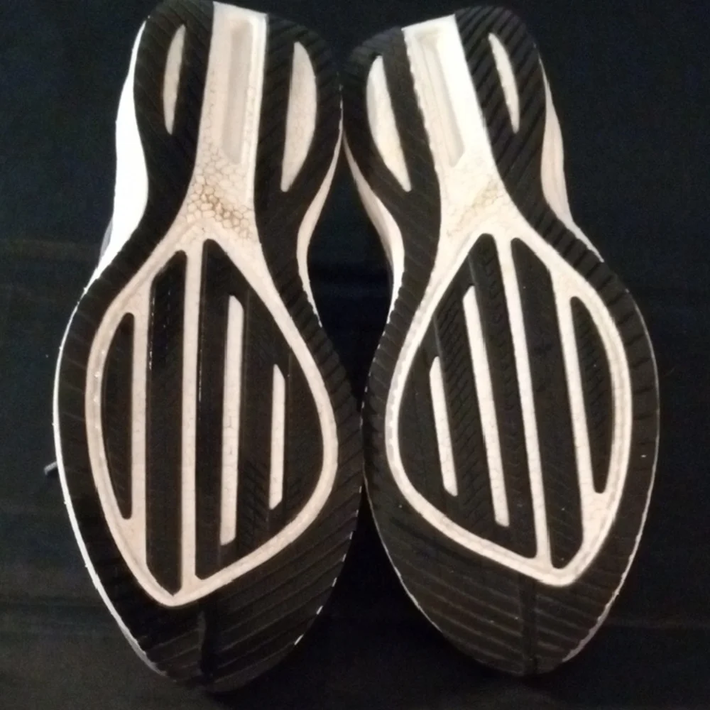 Saucony Triumph 21 Gravel Aqua Athletic Comfort Running Shoes - Picture 8 of 16